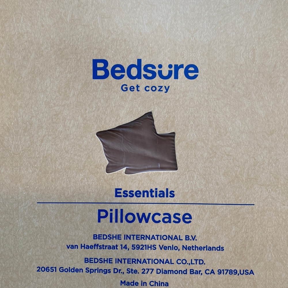 2 brown Satin pillowcases